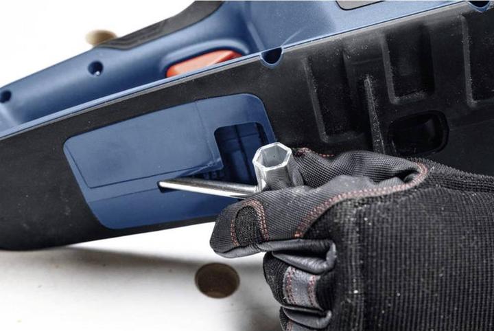 Image du produit Bosch Hausgeräte GKE 18V-40 (Tronçonneuse à batterie)