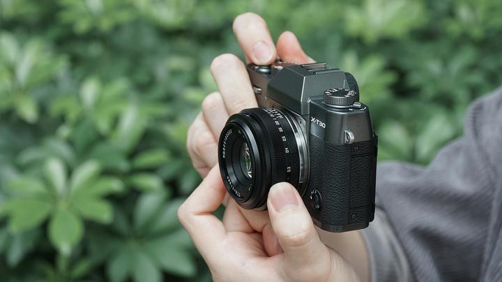 Produktbild TTArtisan 25mm f/2 für Fuji X (Fujifilm X, APS-C / DX)