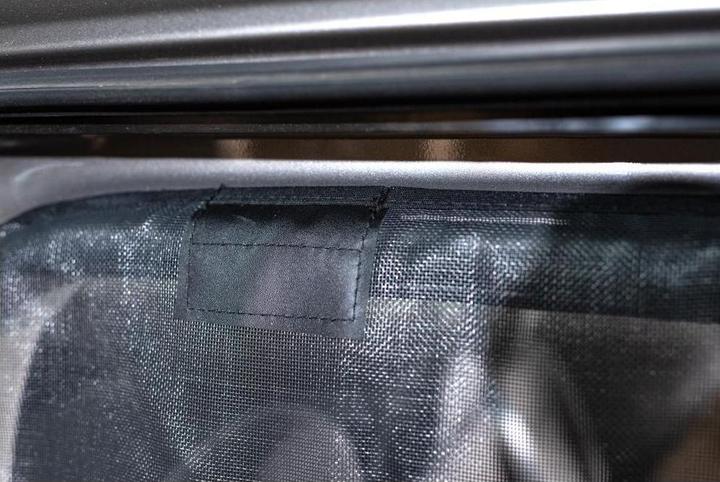 Actual product image VanQuito Mosquito net with sliding doors, left