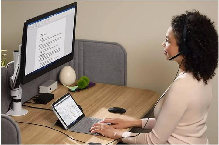 Produktbild Microsoft Surface Go 4 for business (10.51", Intel N200, 8 GB, 128 GB, Ohne Tastaturlayout)