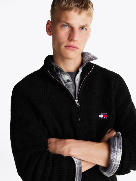 Actual product image Tommy Hilfiger Tommy Jeans Regular Trui met 1/4 zip Heren - Zwart - Maat L (L)
