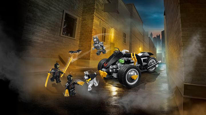 Image du produit LEGO Batman Attaque des talons (76110, LEGO DC)