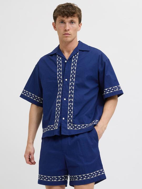 Actual product image Jack & Jones Jordia Emb Crinkle Resort Shirt Ss (XL)