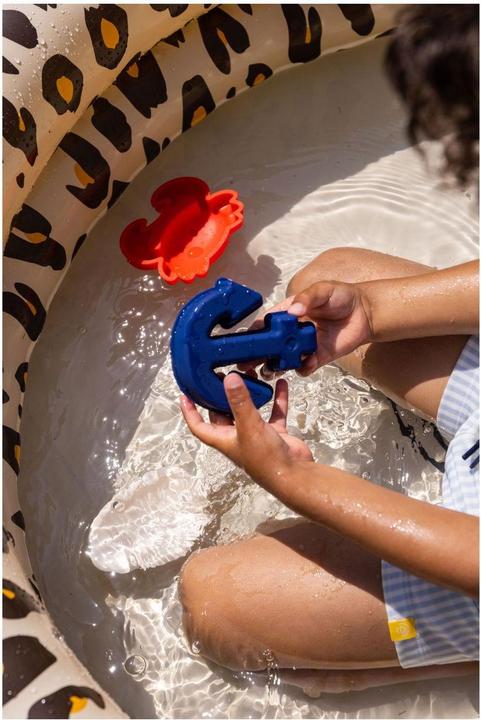 Actual product image Swim Essentials Silicone Jungle beach toy