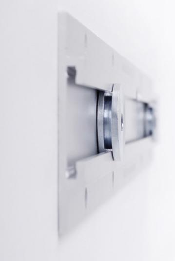 Image du produit Multibrackets M Universal Wallmount Super Slim Silver Large (Mur, 63", 55 kg)