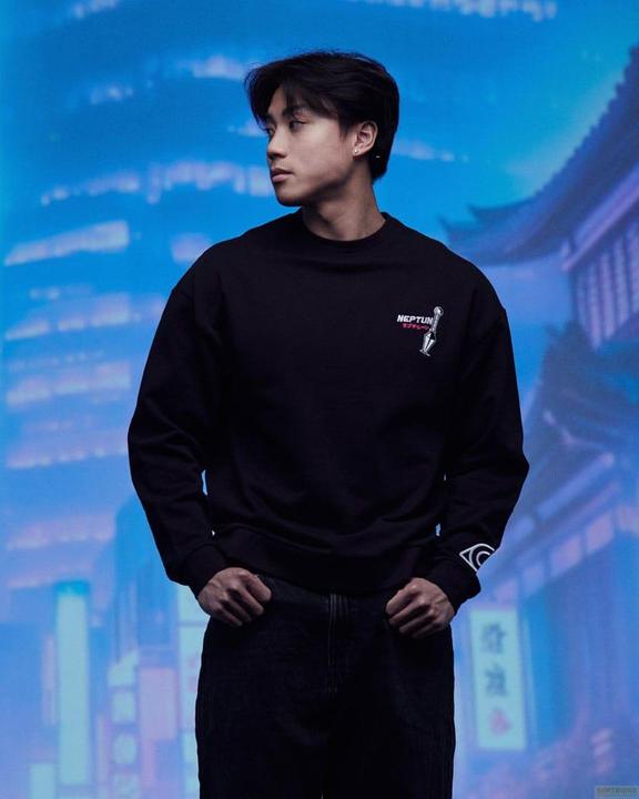 Produktbild Naruto Shippuden Sweater Graphic Black (S) (S)