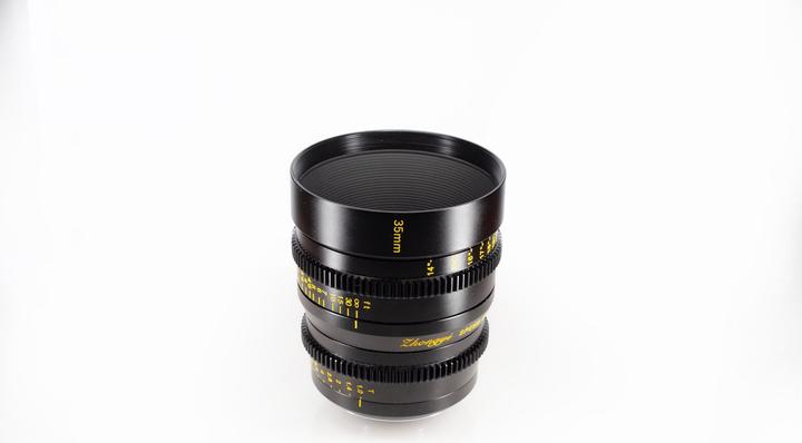 Immagine prodotto Zhongyi Mitakon Lunghezza focale fissa Speedmaster 35 mm T1 Cine (Micro Four Thirds, Micro Four Thirds)