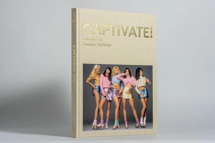 Actual product image Captivate! (German, Claudia Schiffer, 2022)