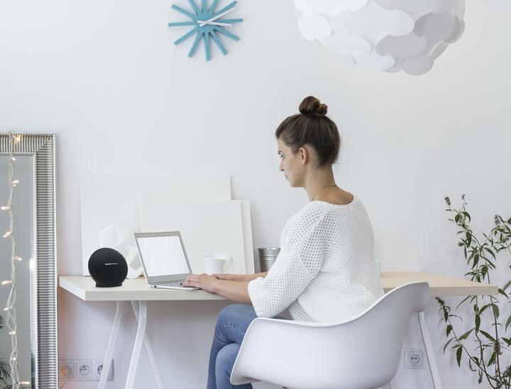 Actual product image Harman/Kardon Onyx Studio 7 (8 h, Rechargeable battery operated, Electrical connection)