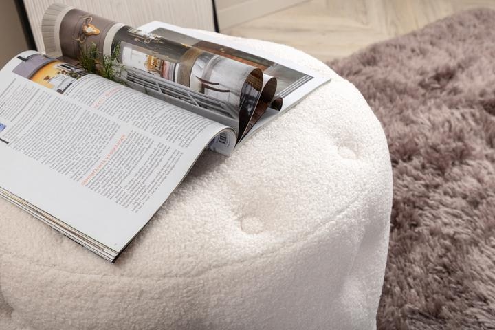 Actual product image Venture Home Benjamin
