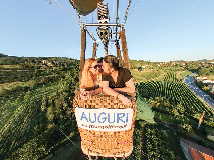 Image du produit Smartbox Vol en montgolfière dans le nord de l'Italie pour 2 personnes (2 pers.)