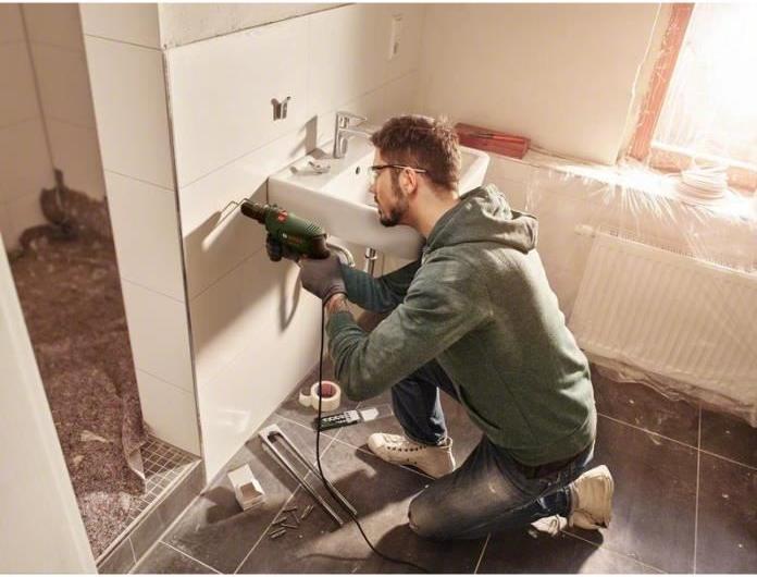 Produktbild Bosch Home & Garden Schlagbohrmaschine EasyImpact 600 mit Tragekoffer (Netzbetrieb)