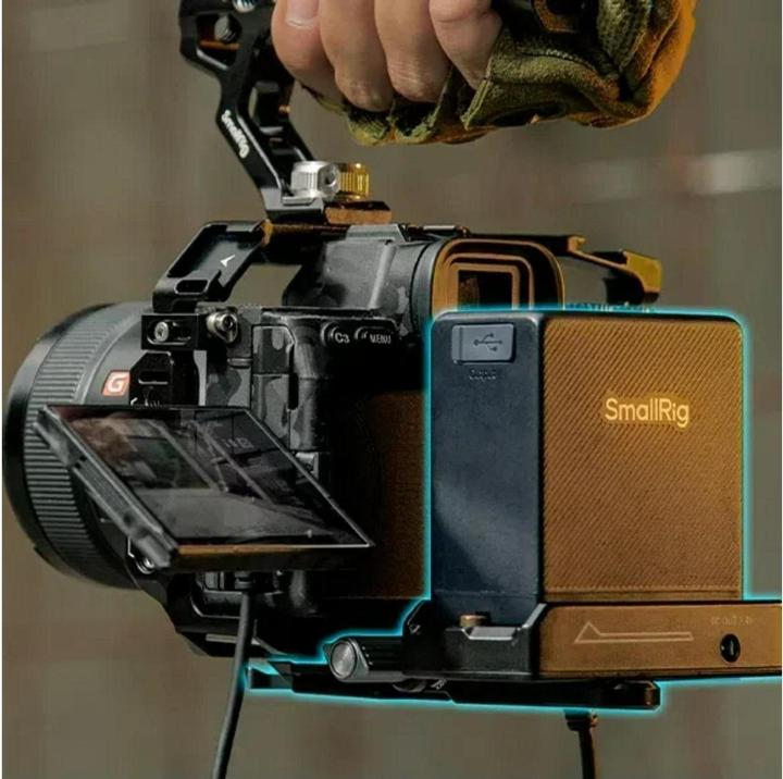 Immagine prodotto SmallRig Kit piastra di montaggio adattatore per batteria NP-F per fotocamere mirrorless 4696 (Accumulatore di carica elettrica)