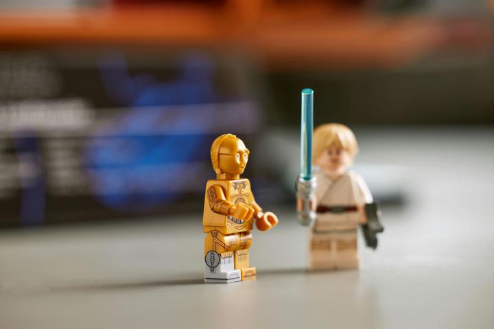Actual product image LEGO Star Wars - Luke Skywalker's Landspeeder (75341, LEGO Rare Sets)