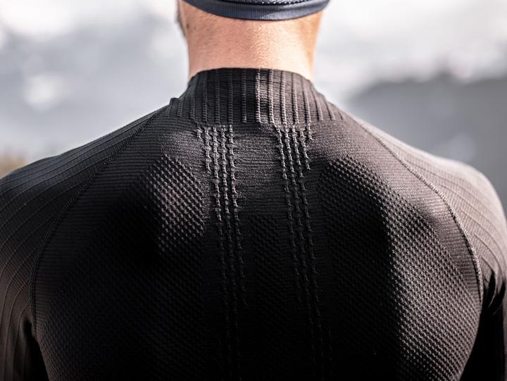 Image du produit Compressport 3D Thermo longsleeve hommes (S, M)