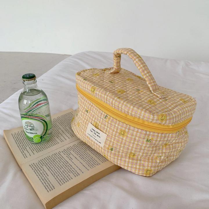 Produktbild Only-Bags.Store Quilten Baumwolle Make-Up Tasche Zipper Cosmetic Organizer Reise Wesentliche Tasche Handtasche Box