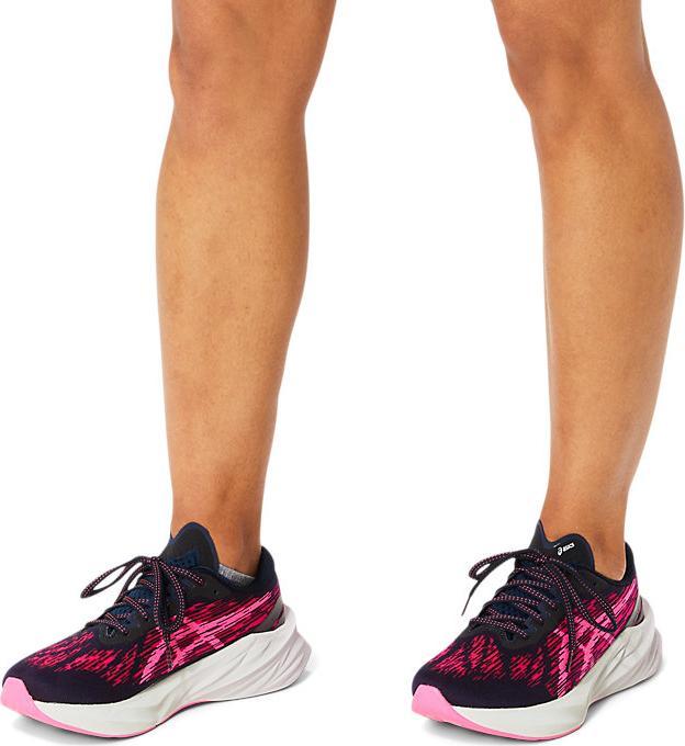 Produktbild ASICS Performance 1012B288.406 5.5 (39)