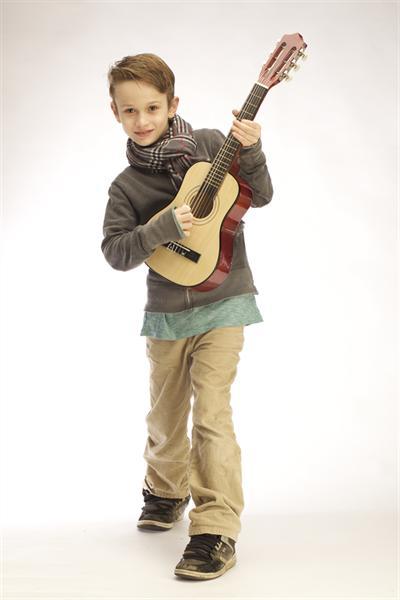 Image du produit 1052 (Guitare classique)