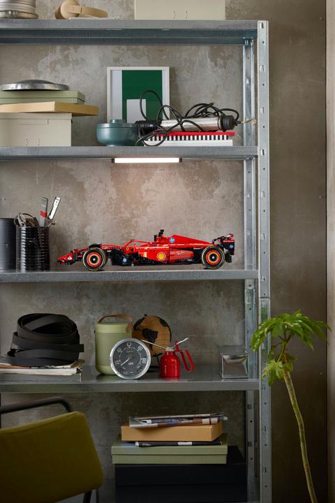 Image du produit LEGO Ferrari SF-24 F1 Rennauto (42207, LEGO Technic)