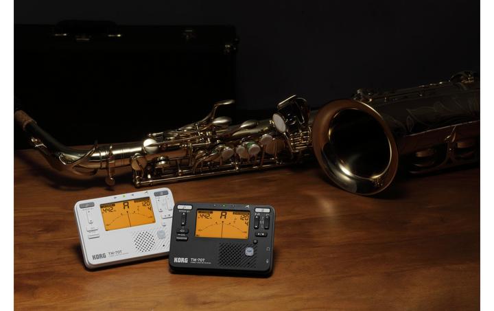 Actual product image Korg Tuner TM-70 Set Black, Features