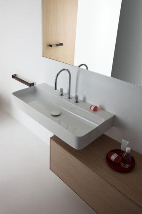 Actual product image Laufen Washbasin VAL 75 cm white with coating 8102854001041 (420 mm, 750 mm)