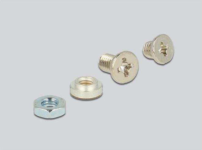 Actual product image Delock Converter