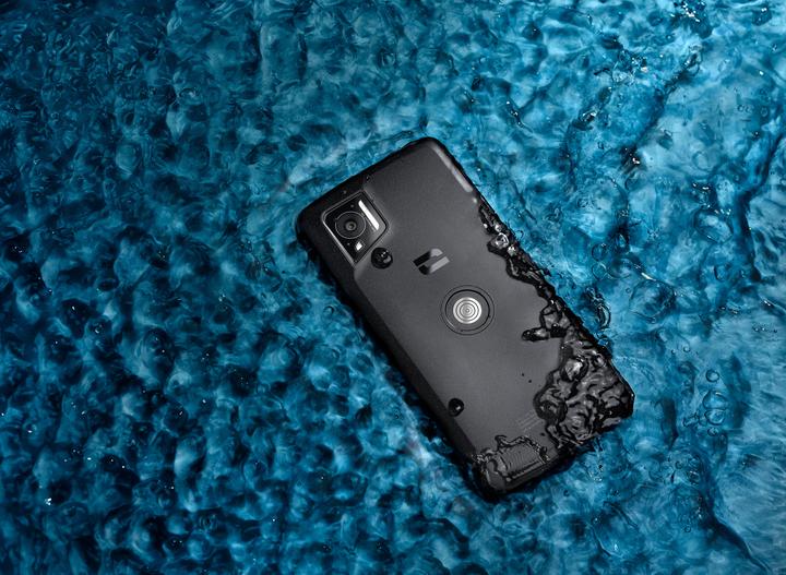 Produktbild Crosscall STELLAR M6 6.1IN 5G ANDROID 6GB 128GB (128 GB, Schwarz, 6.10", Dual SIM, 50 Mpx, 5G)