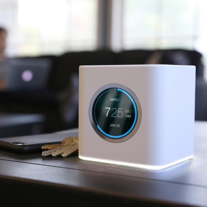 Actual product image Ubiquiti Amplifi Mesh Router