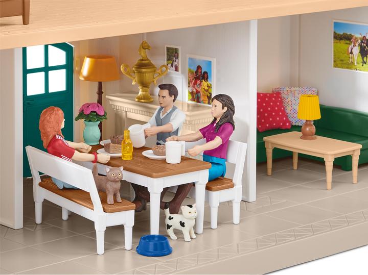 Actual product image Schleich Horse Club Lakeside Horse Farm