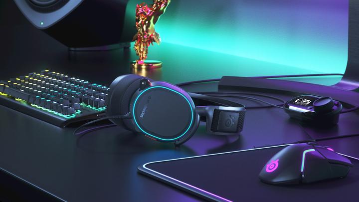 Produktbild SteelSeries Arctis Pro + GameDAC (RGB) (Kabelgebunden)