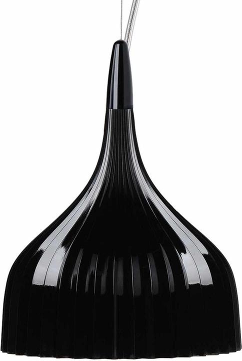 Noir Q8