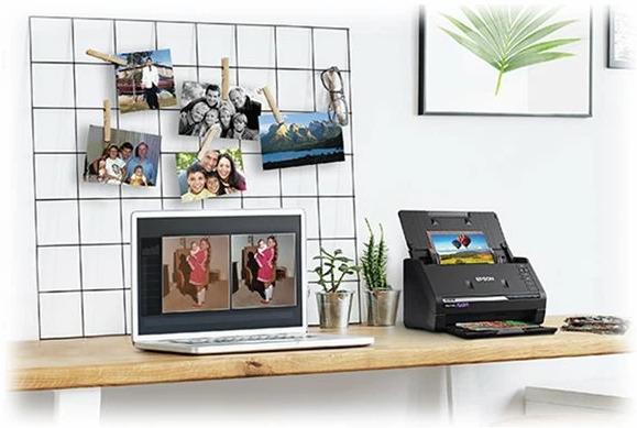 Produktbild Epson FF-680W FastFoto (WLAN, USB)