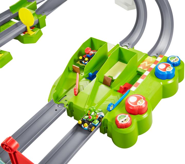 Actual product image Hot Wheels Mario Kart playset