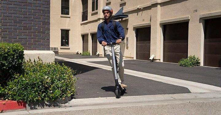Productafbeelding Segway-Ninebot Ninebot KickScooter ES2 (25 km/h, 25 km, 300 W)