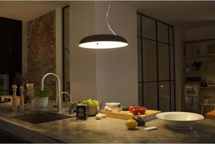 Actual product image Philips Hue Amaze Base (3000 lm)