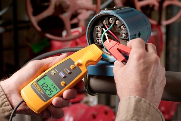 Produktbild Fluke Stromzange, Hand-Multimeter di (CAT II 300V)