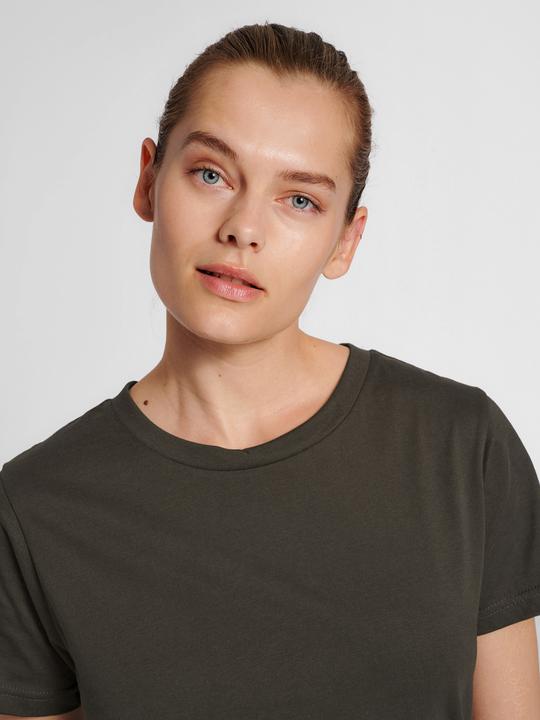 Image du produit hummel Hmlred Basic T-Shirt S/S Femme (M)