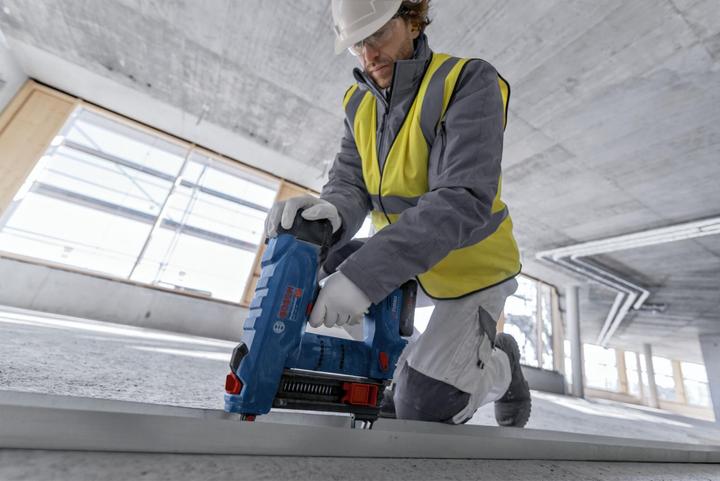 Actual product image Bosch Professional GNB 18V-38