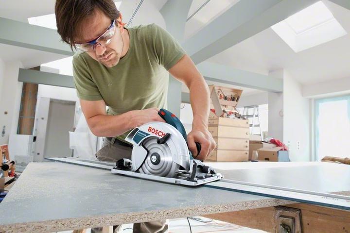 Produktbild Bosch Professional Handkreissäge GKS 65 GCE, mit L-BOXX
