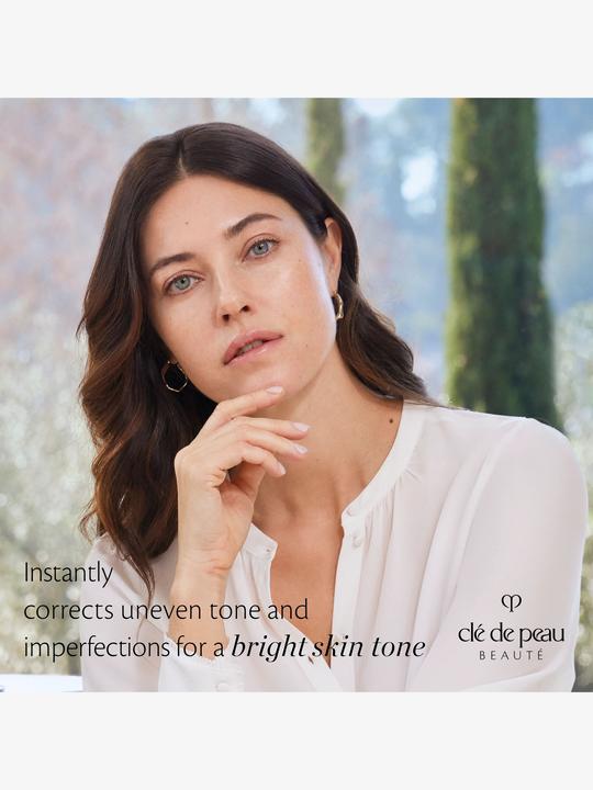Produktbild Clé De Peau Cle De Peau Radiant Corrector For Eyes (Ocher)