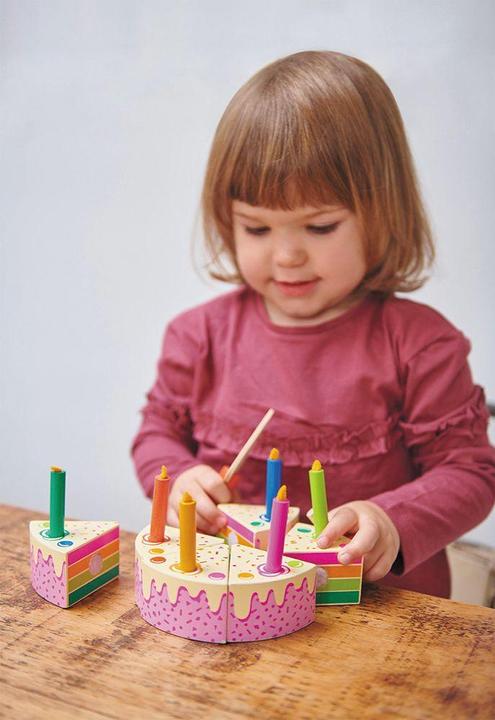 Produktbild Tender Leaf Toys Geburtstagskuchen Regenbogen