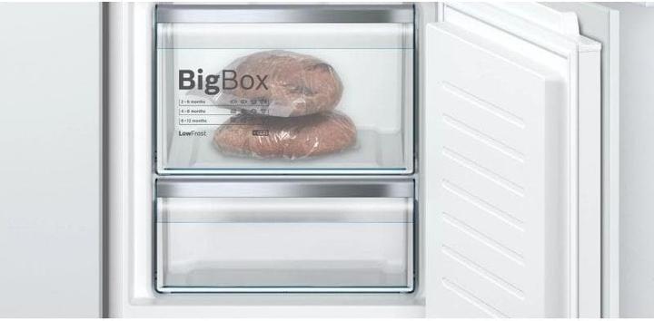 Actual product image Bosch Hausgeräte KIS87ADE0H (272 l)