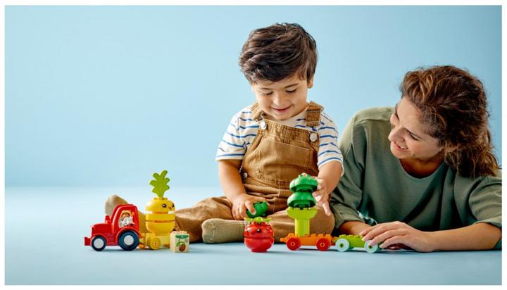 Immagine prodotto LEGO Trattore per frutta e verdura (10982)