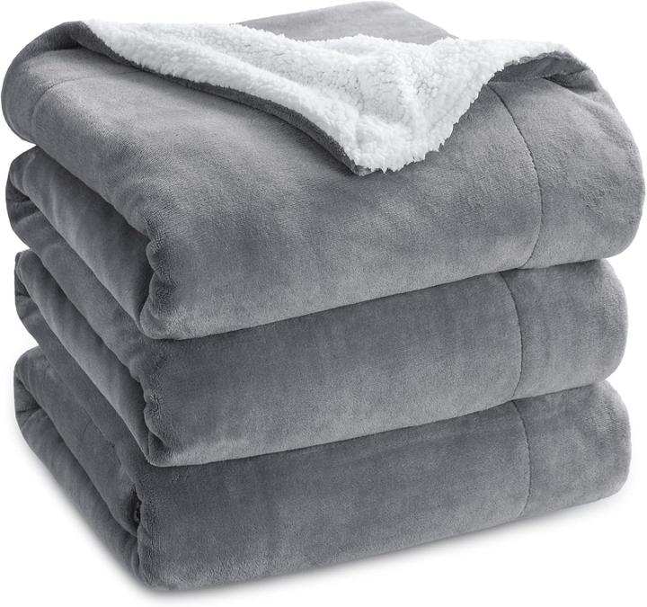 Produktbild Bedsure Kuscheldecke (230 x 270 cm)