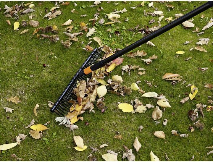 Produktbild Fiskars Rasenrechen