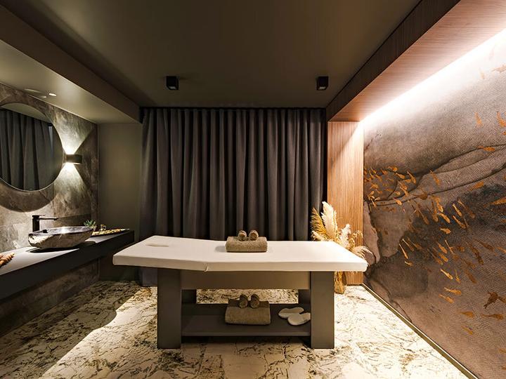 Produktbild Smartbox Romantische Nacht in der Luxus-Suite mit Privatspa (2 Pers.)