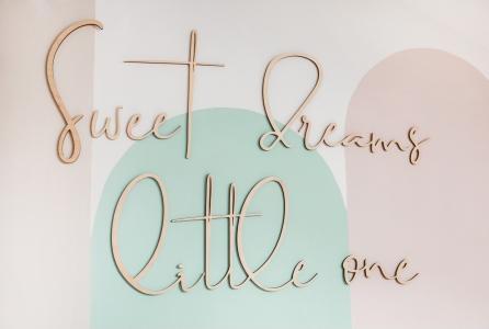 Image du produit Cut it now Schriftzug aus Holz "Sweet dreams little one"
