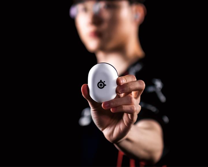 Actual product image SteelSeries Arctis GameBuds for Xbox (Wireless)