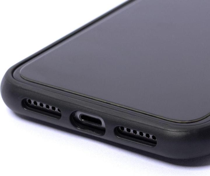 Actual product image Guess Hard Cover 4G Big Metal Logo (Apple iPhone 11)