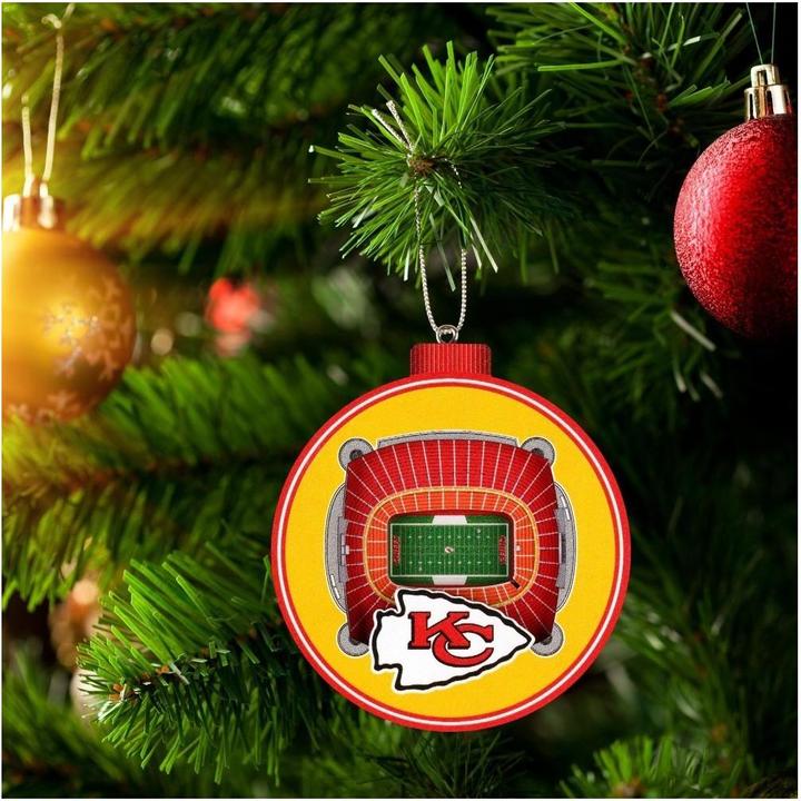 Immagine prodotto NFL Ornamento per albero Kansas City Chiefs 3D Stadium View, 7,5 cm